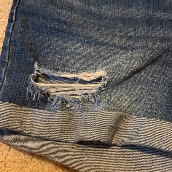 Levi’s ripped jean shorts - Picture 6 of 9